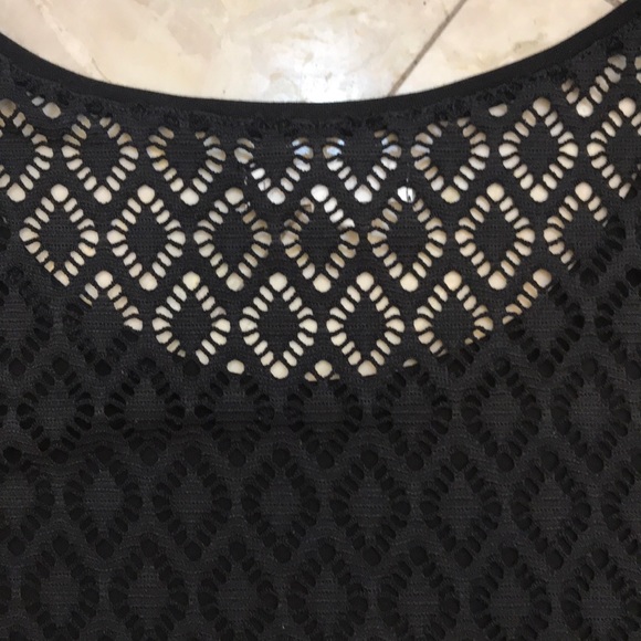 Aeropostale black crewneck T-shirt with full lace back.L. - Picture 3 of 3